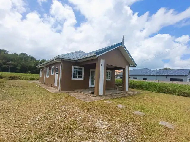 3-bedroom house in Aurora Avenue, Bravo Hill to rent, Sangre Grande