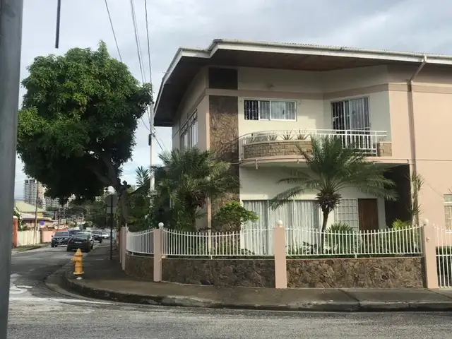 2-bedroom apartment in Mucurapo to rent, Mucurapo