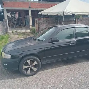 Nissan B15