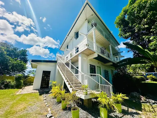 Studio apartment in Mendez Drive to rent, Champs Fleurs