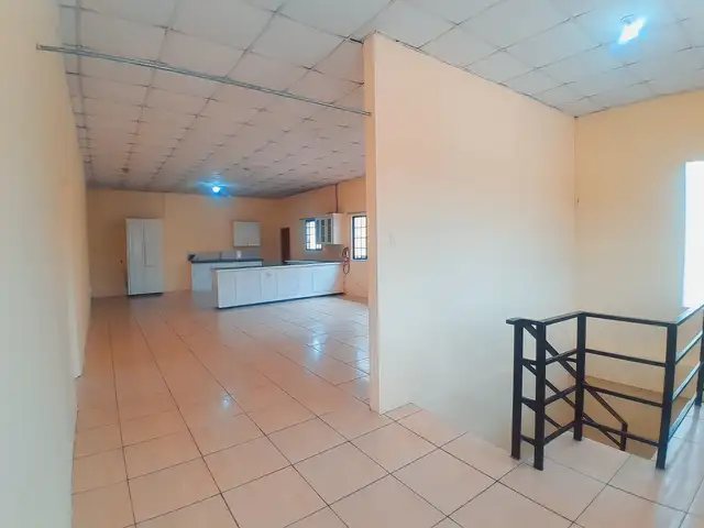 3-bedroom apartment in Oudan Road, El Socorro to rent, El Socorro