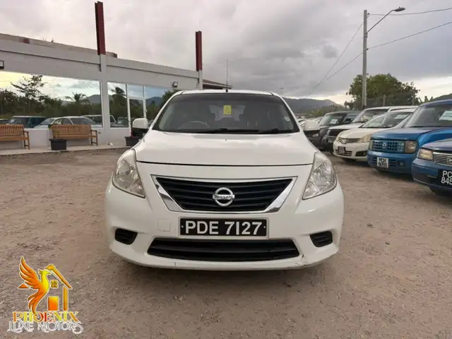 Nissan Versa