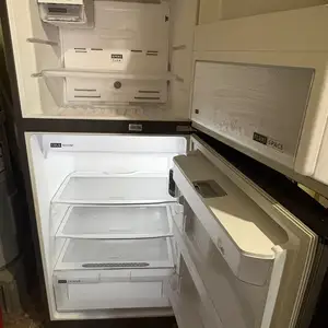Whirlpool refrigerator, Trincity