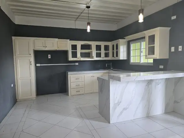 2-bedroom apartment in Jerningham Junction to rent, Cunupia