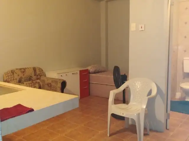 Studio apartment in Marabella Battoo Avenue to rent, Marabella