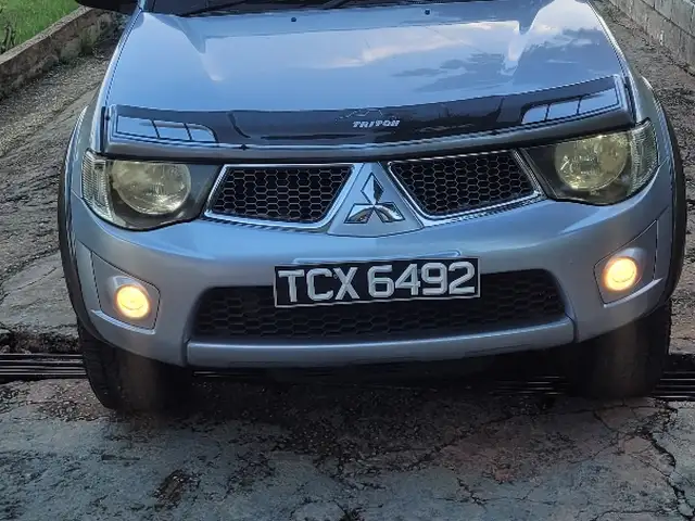 Mitsubishi L200