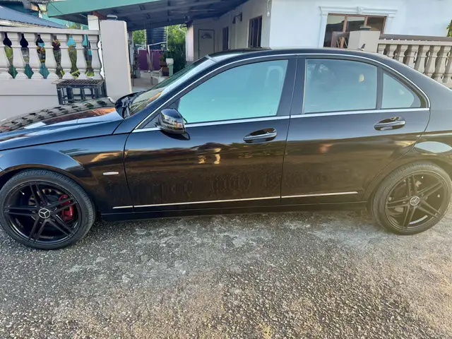 Mercedes Benz C-Class