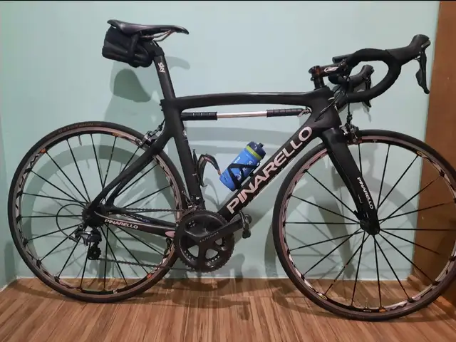 Pinarello dogma F8, Carapichaima