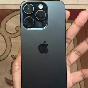 I PHONE 15pro, Barataria