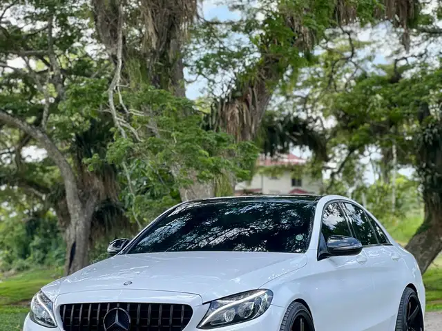 Mercedes Benz C-Class