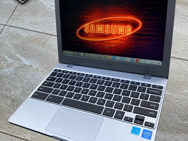 Samsung laptop, Aranguez