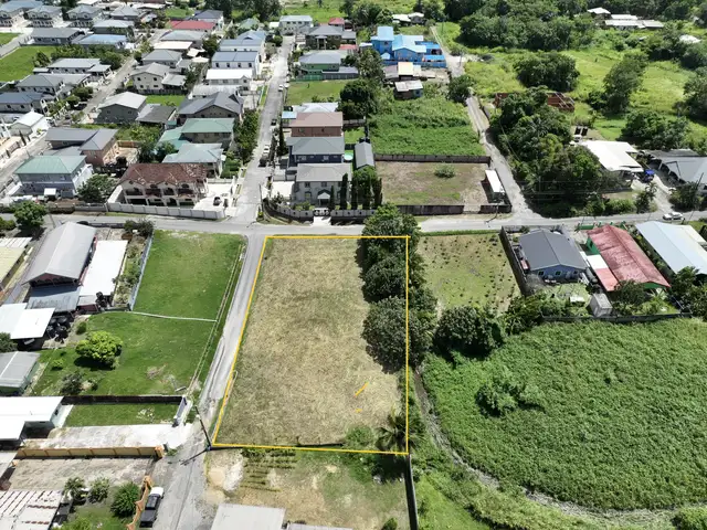 Residential land 19459 sq.ft, Freeport