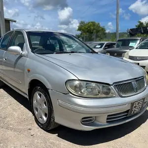 Nissan Almera