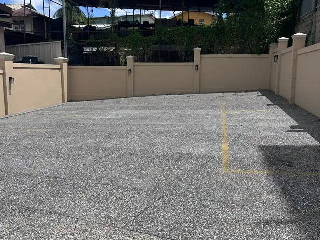 Commercial Property Listing, San Fernando