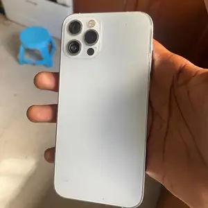 iPhone 12 Pro, Port of Spain