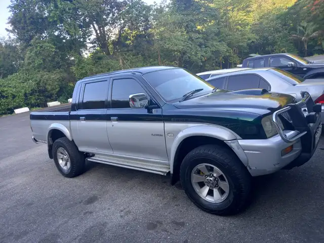Mitsubishi L200