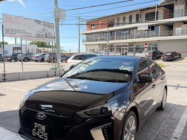 Hyundai IONIQ