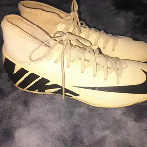 NIKE Mercurial superfly 9 club, Chase Village