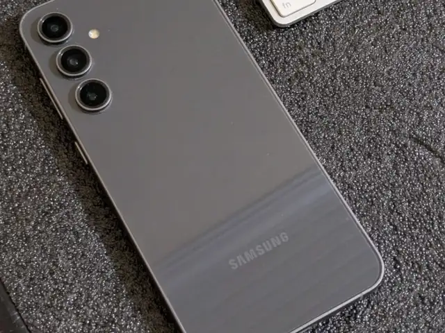 Samsung Galaxy S23 128GB, Chaguanas