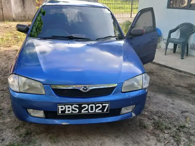 Mazda 323
