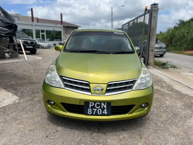 Nissan Tiida