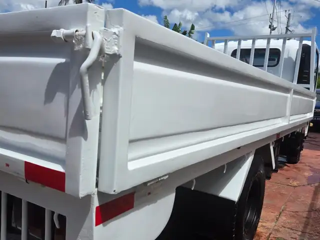 TDS 5TON ISUZU WITH SIDES AND A/C, Barataria