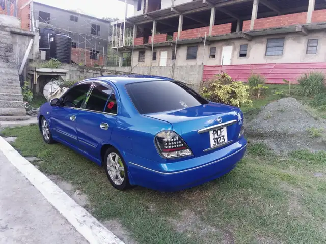 Nissan Almera