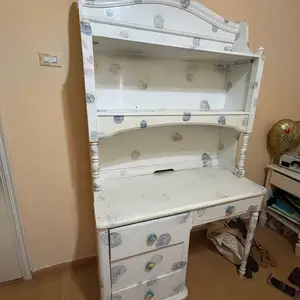 Desk, Marabella