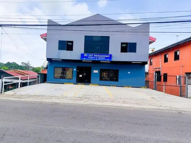ARIPERO COMMERCIAL BUILDING, Aripero