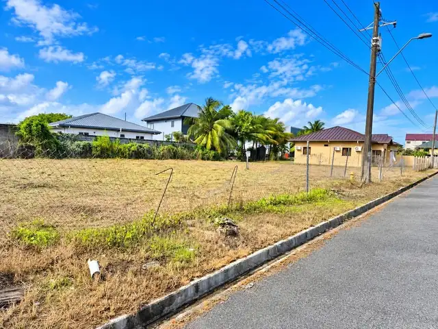 Residential land 5340 sq.ft, Endeavour