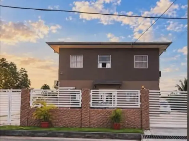 6-bedroom house in Kelly Village for sale, Kelly Village
