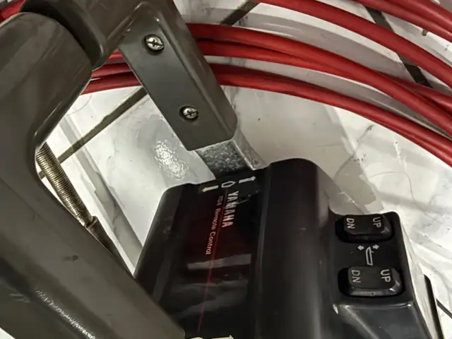 Yamaha double engine throttle box with shifter cables and tie bar, Chaguanas