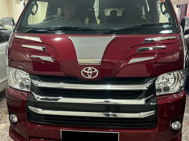 Toyota Hiace
