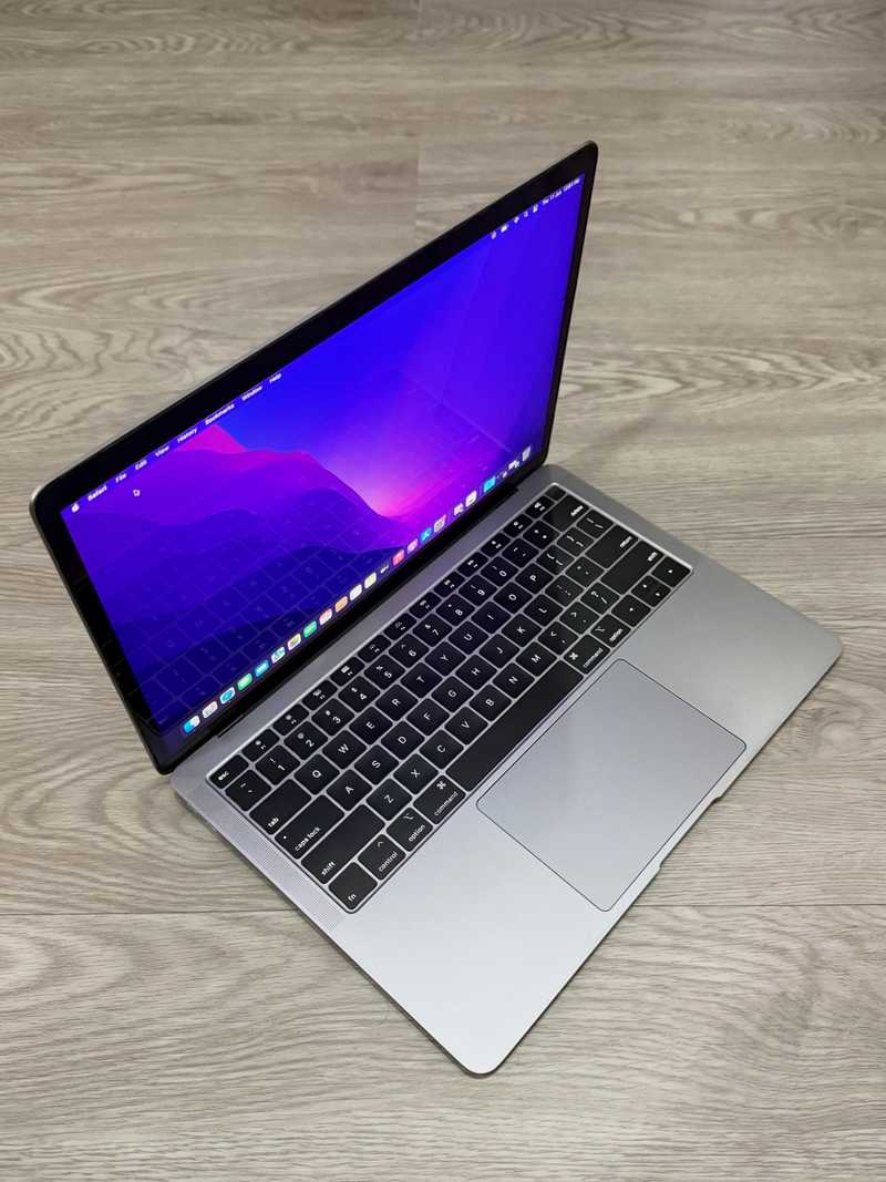 Macbook Air 2018 TT$2,400 №632832 in North East - Laptops