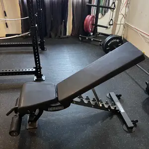Klutch adjustable bench, D'abadie