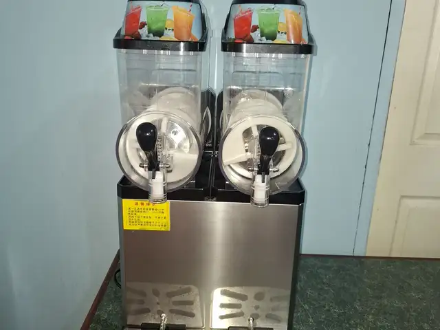 Slushy Machine, San Fernando
