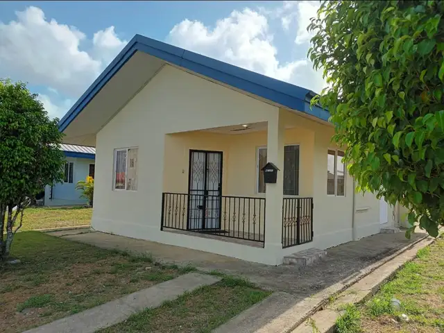 2-bedroom house in Carlsen Field to rent, Chase Village