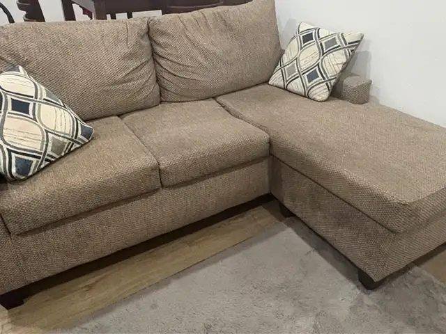 Couch, Aranguez