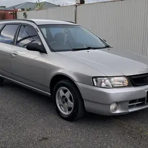 Nissan AD Wagon