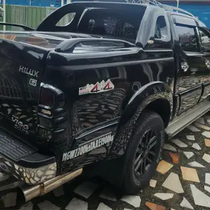 Toyota Hilux