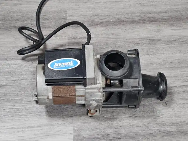Jacuzzi pump, Glencoe