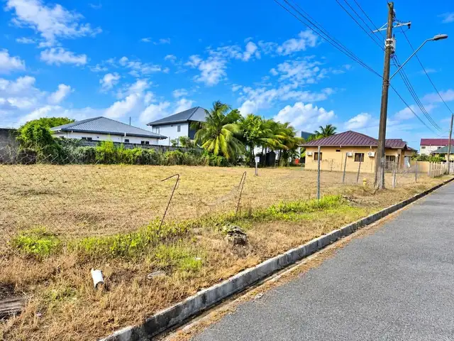 Residential land 5340 sq.ft, Endeavour