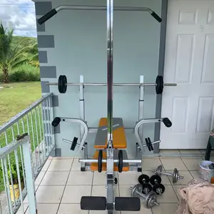 Bench and weight set, Debe