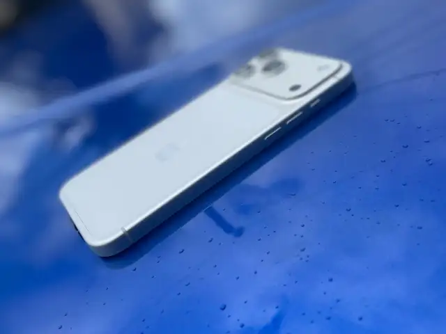 iPhone 17 Pro Max, Princes Town