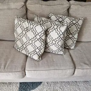 Ashley furniture set, Barataria