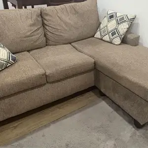 Couch, Aranguez