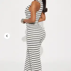 Women Striped Striped Sleeveless V-Neck Front Button Vest And Pants Set, Couva