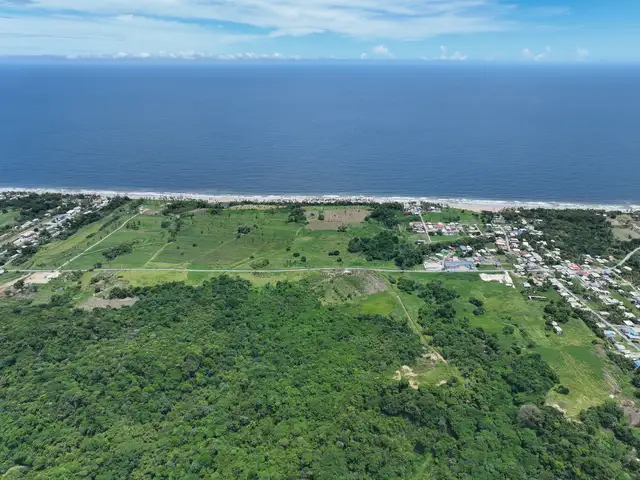 Agricultural land 18469440 sq.ft, Mayaro