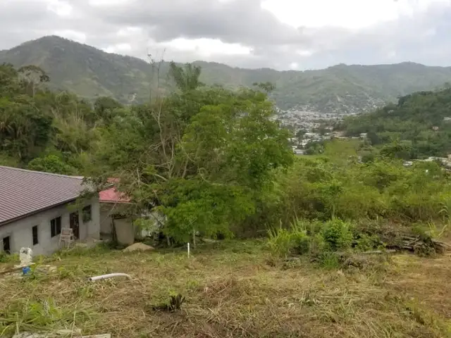 Residential land 5000 sq.ft, Petit Valley
