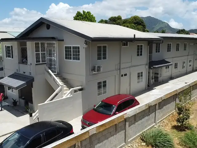 40-bedroom apartment in Curepe for sale, St. Augustine